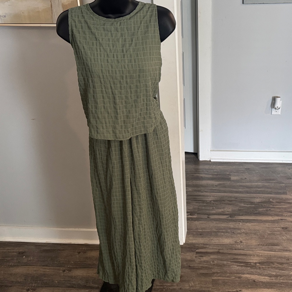 Olive Green Sleeveless Dress